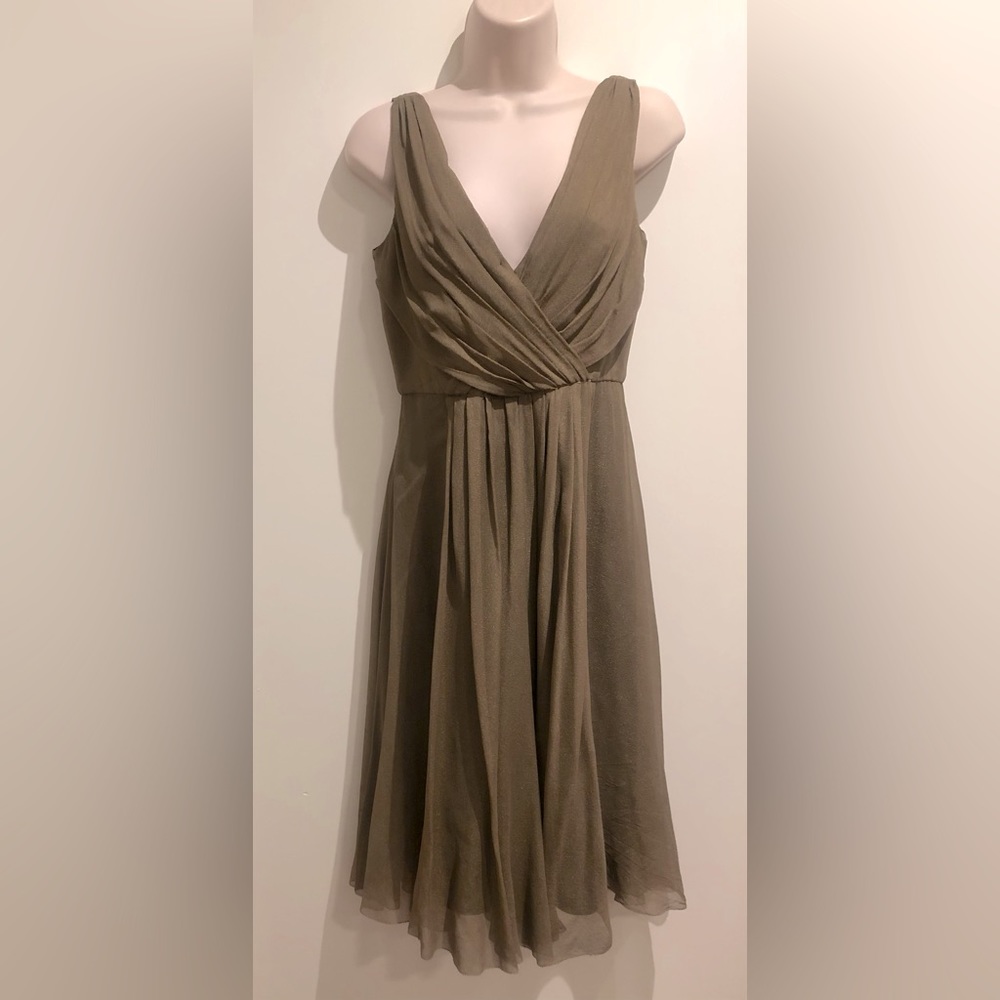 Elie Tahari size 4 silk chiffon dress